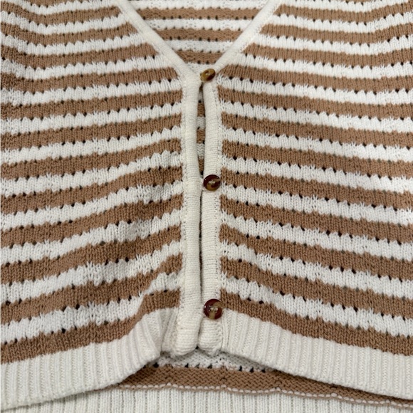 💜5/$50💜 Striped Cream and Brown Women's Cardigan - Picture 4 of 7